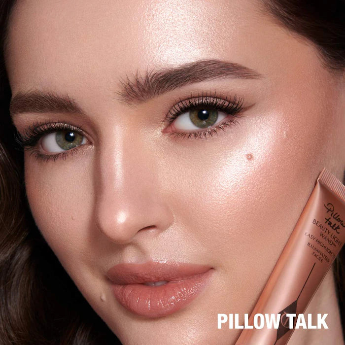 Charlotte Tilbury- Iluminador en barra